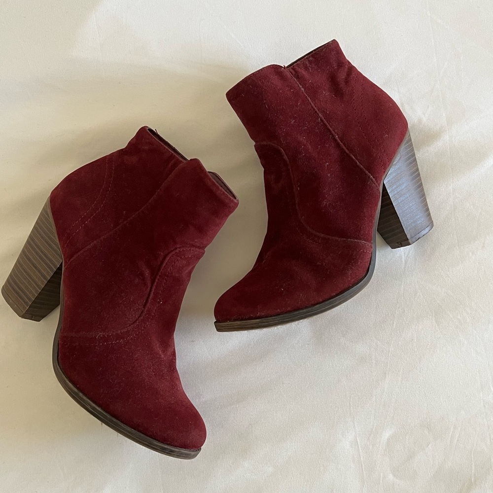 Women’s Heel Booties